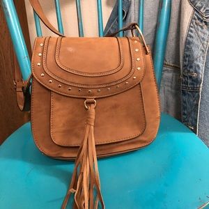 Leather purse with fringe